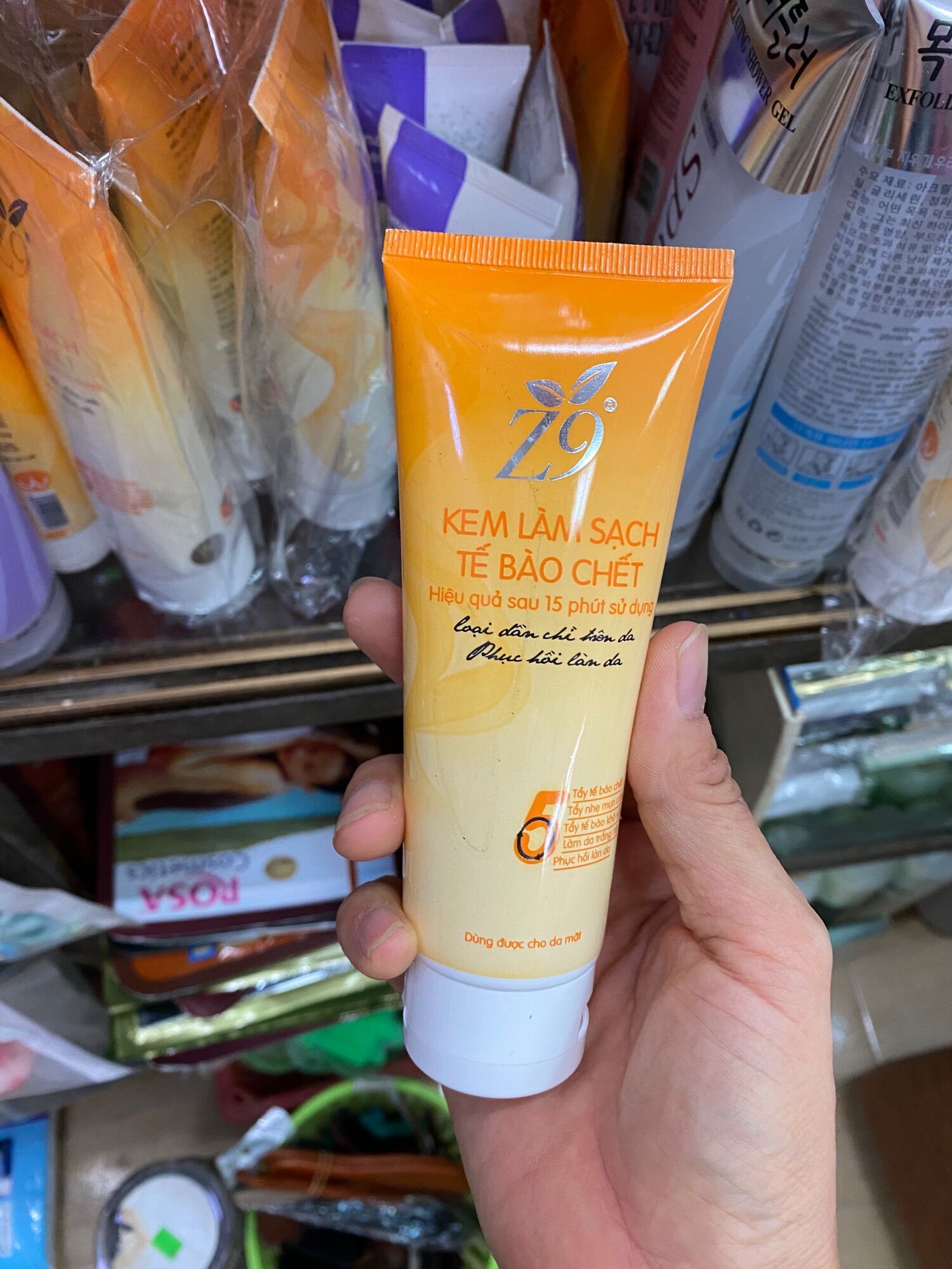 Tẩy da chết z9 80ml