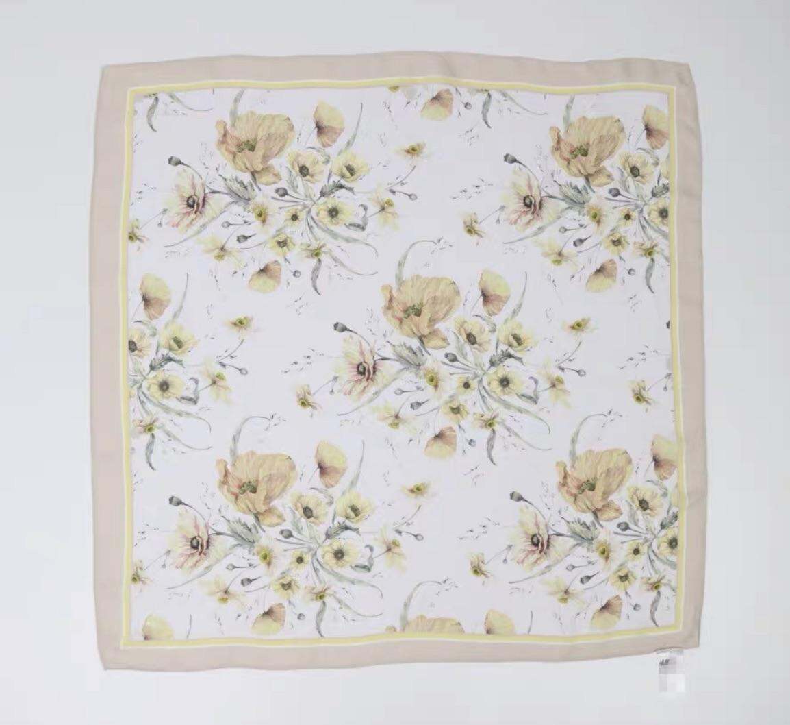 Khăn HM Auth Tuồn Xanh Lá Size 80x80 ( Có Sẵn )