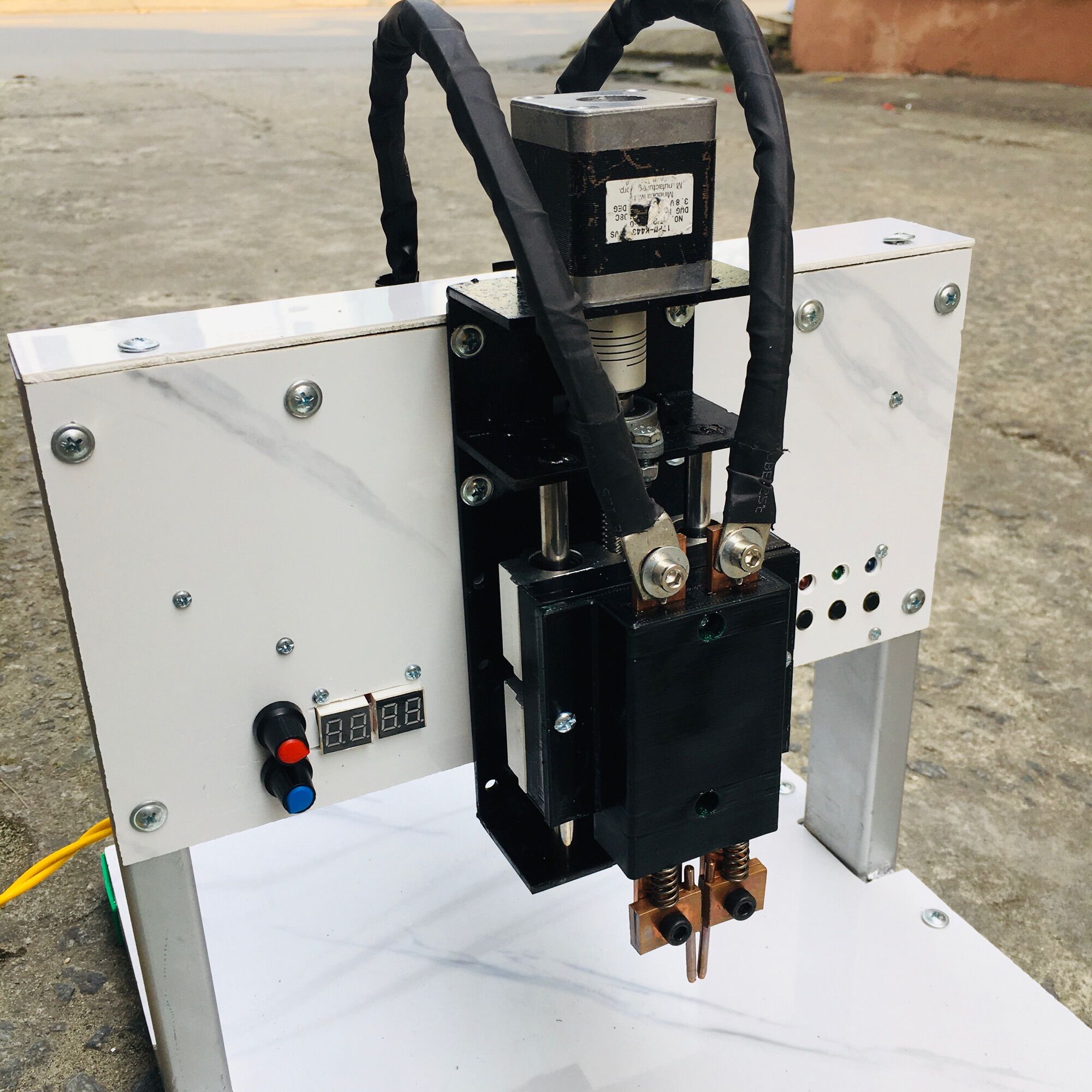 Máy hàn cell pin tự động, pin 18650 26650