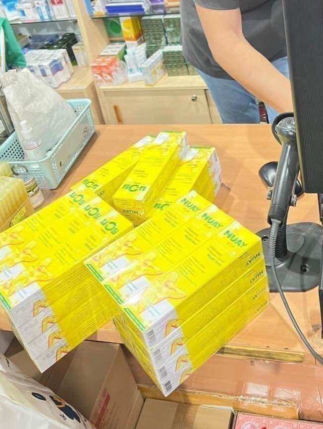 DẦU XOA BÓP MUAY THÁI LAN