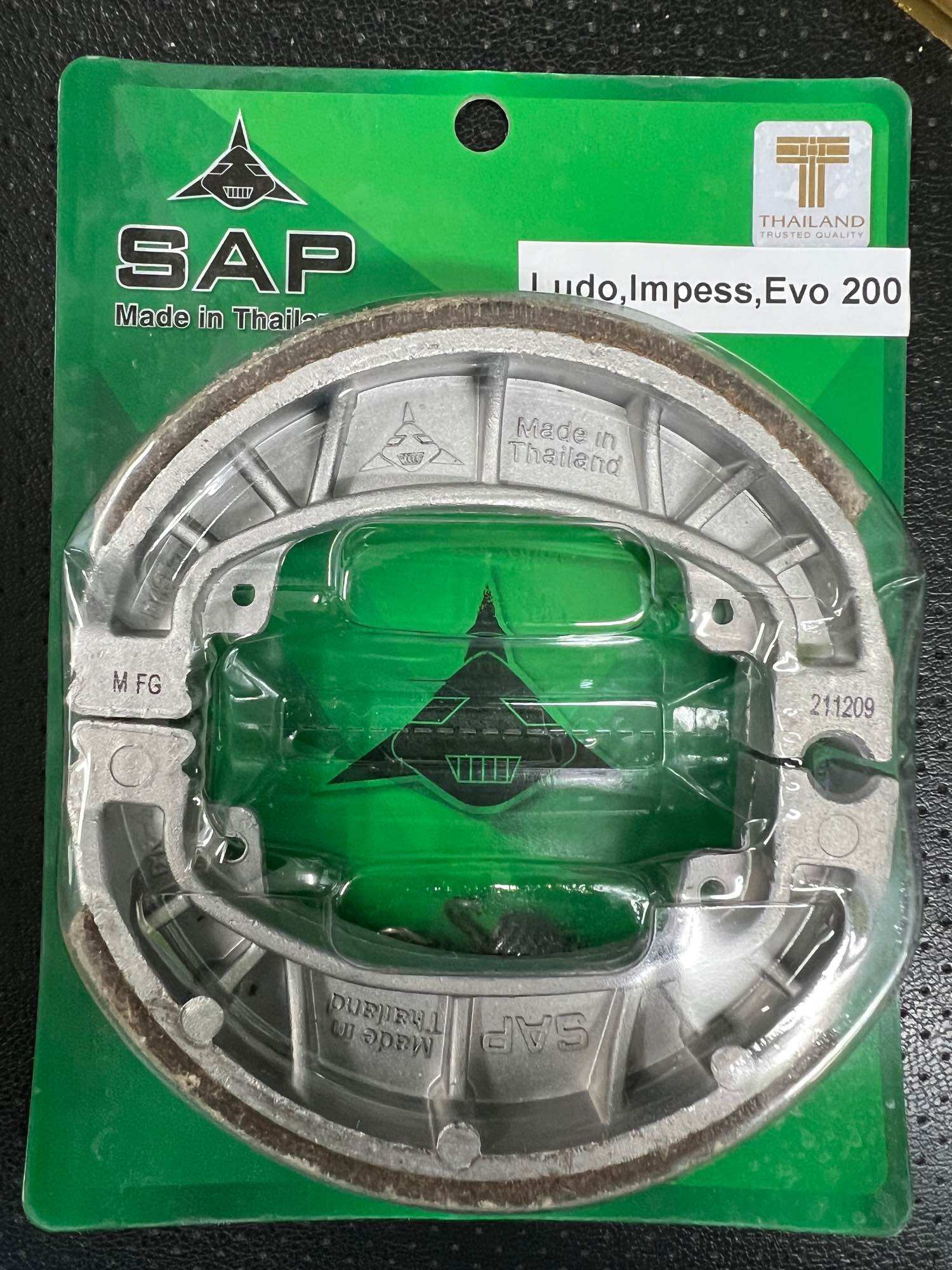Bố thắng đĩa xe điện Vinfast Feliz /Ludo/Impes/Tempest /Feliz S/Evo200 - Má phanh, bố thắng đĩa SAP Thailand