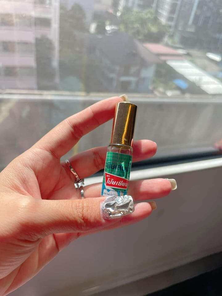 dầu lăn chống say xe thái lan chai 5ml