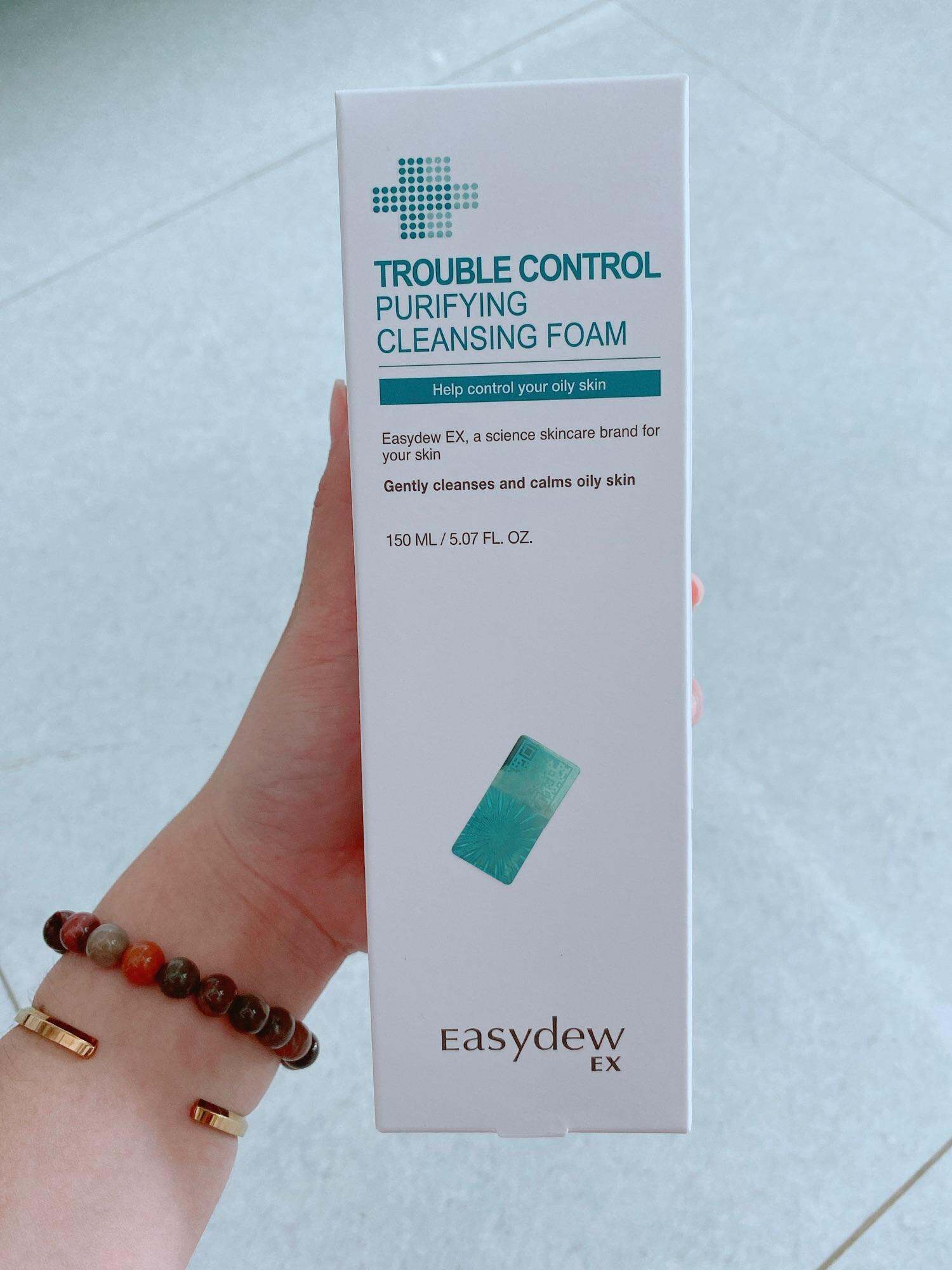 Sữa rửa mặt dạng bọt Easydew EX Trouble Control Purifying Cleansing Foam