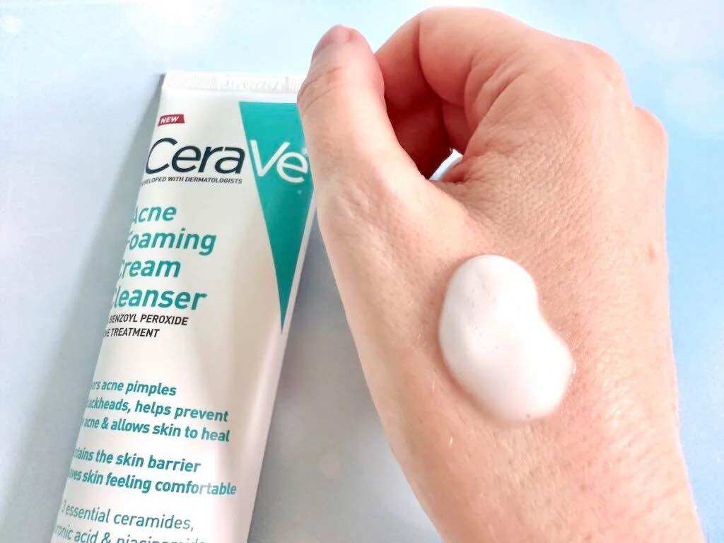 Sữa rửa mặt Cerave Acnes Cream Cleanser 150ml