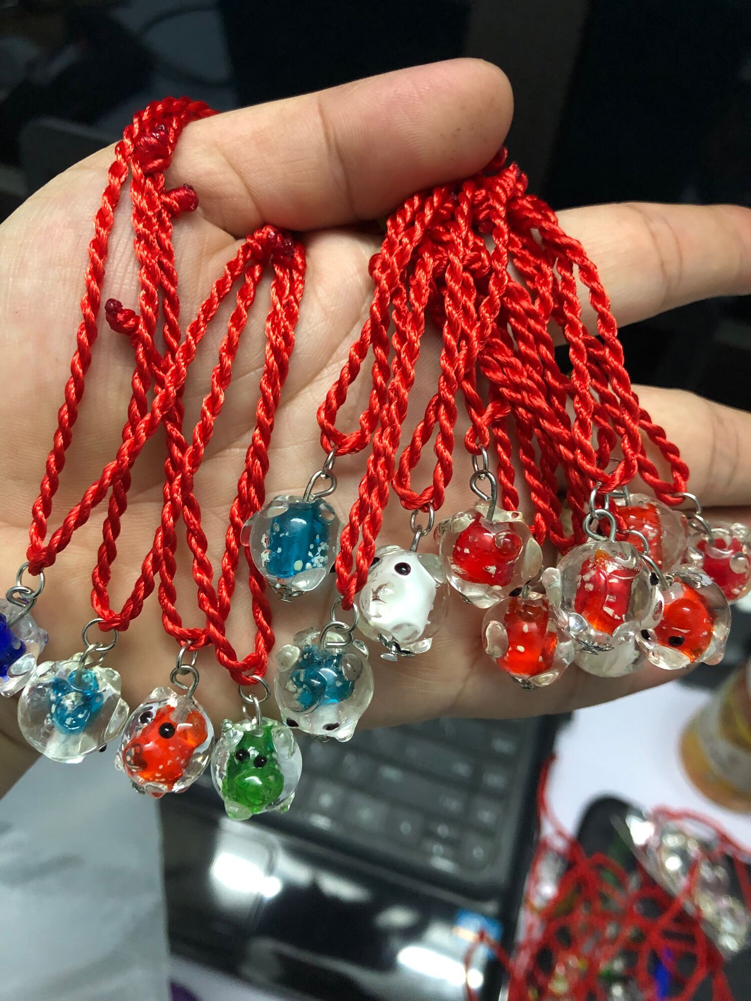 Combo 2 Vòng tay chỉ đỏ 12 con giáp  phát sáng