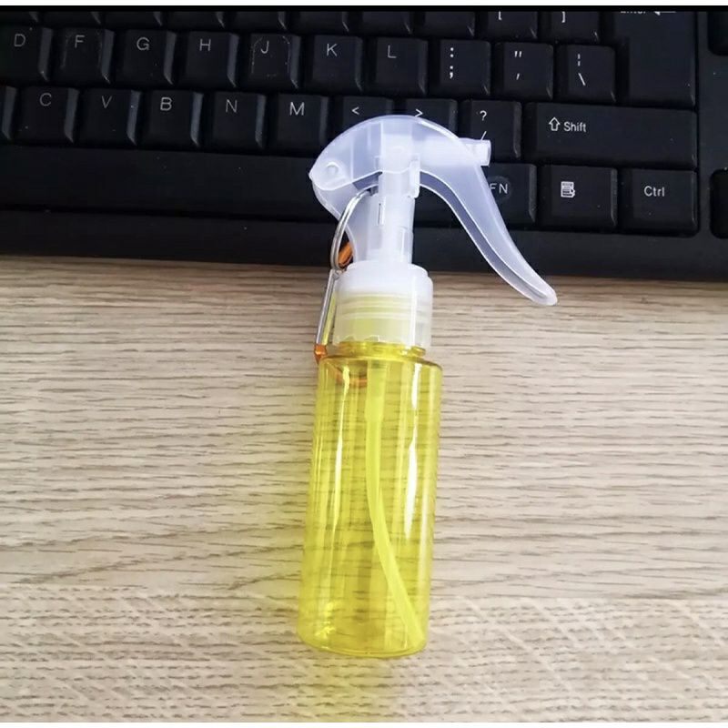 Bình xịt khuẩn móc khóa mini 110ml có sẵn dung dịch sát khuẩn