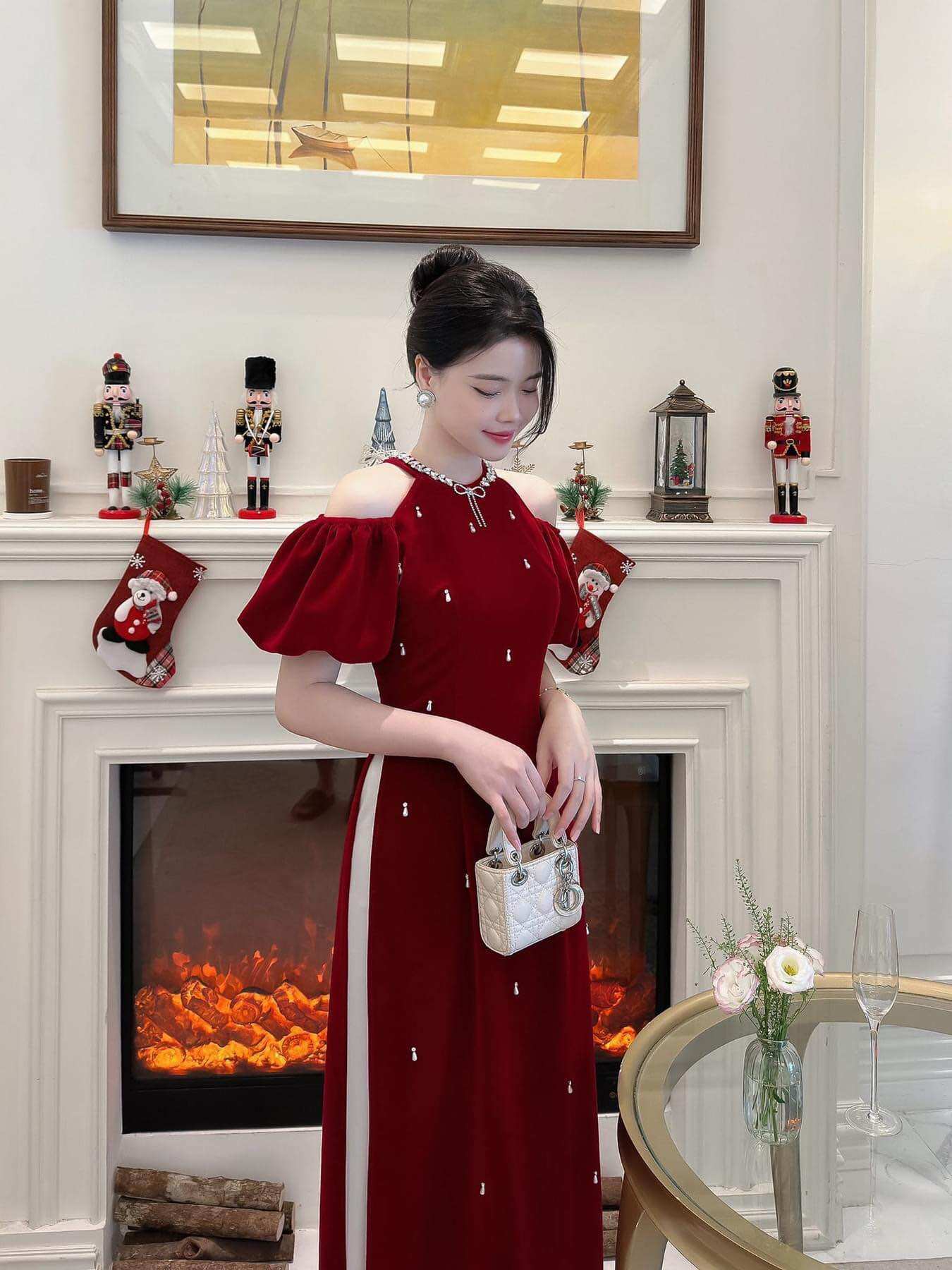 Set áo dài nhung đính đá cổ yếm kèm quần lụa cao cấp