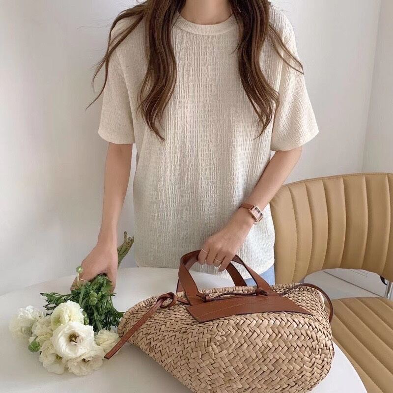 Áo Xốp Nhăn Cổ Tròn Dáng Vừa Cho Nữ