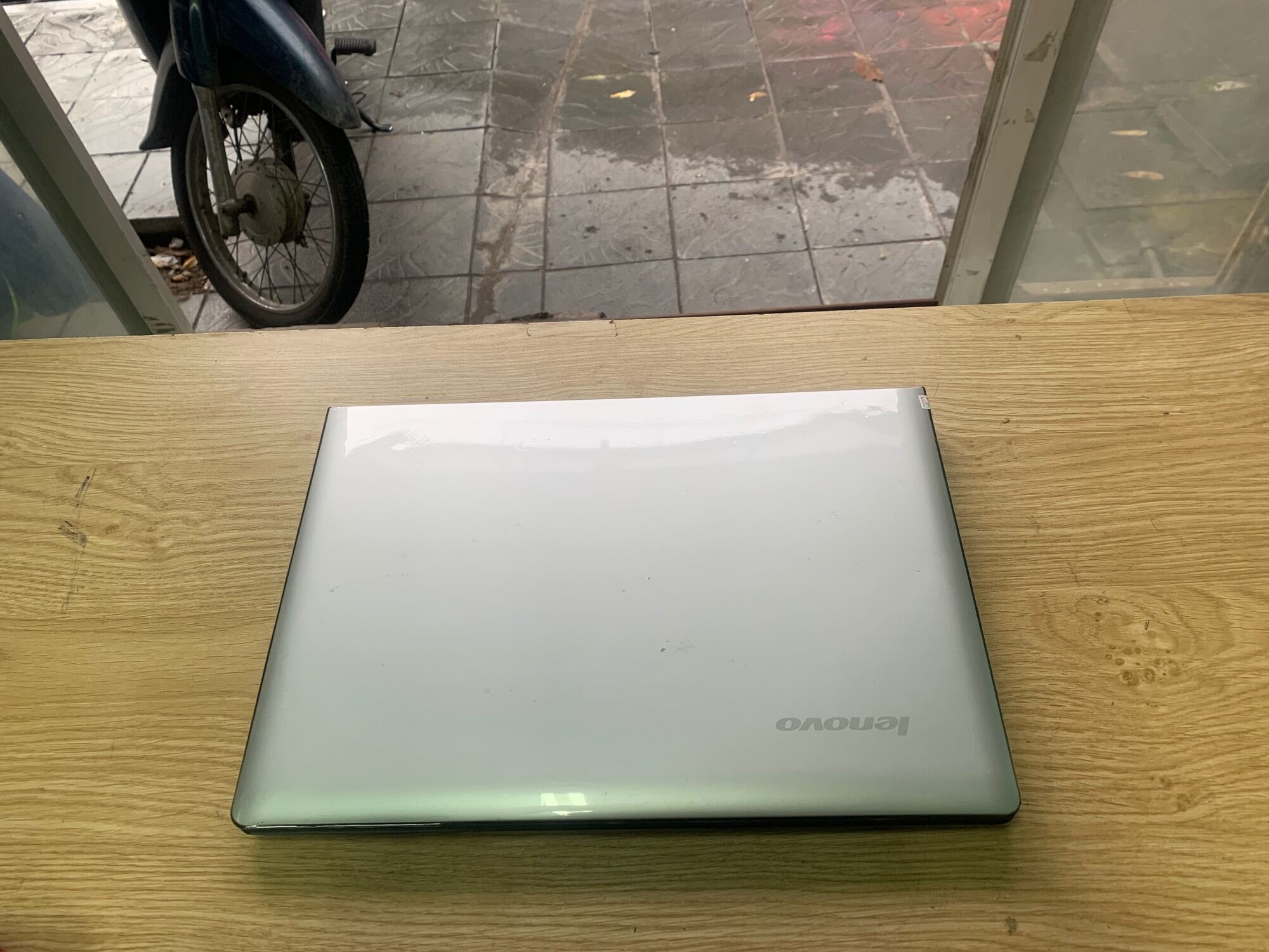 Bảng giá Laptop Lenovo Idiapad 300 core i5-6200U ram 4gb hdd 1tb cạc rời Phong Vũ