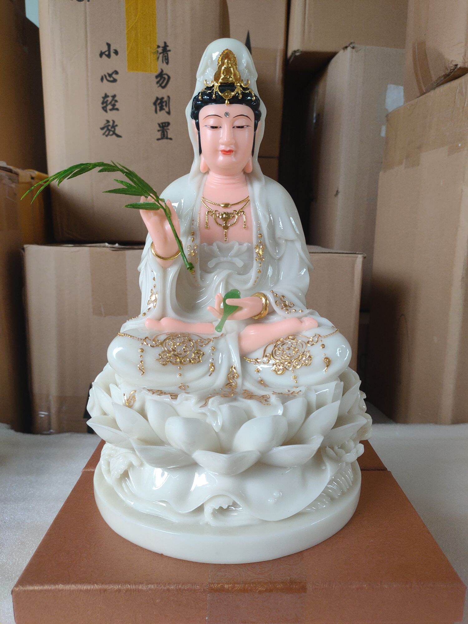 Tượng quan âm bồ tát cao 30cm