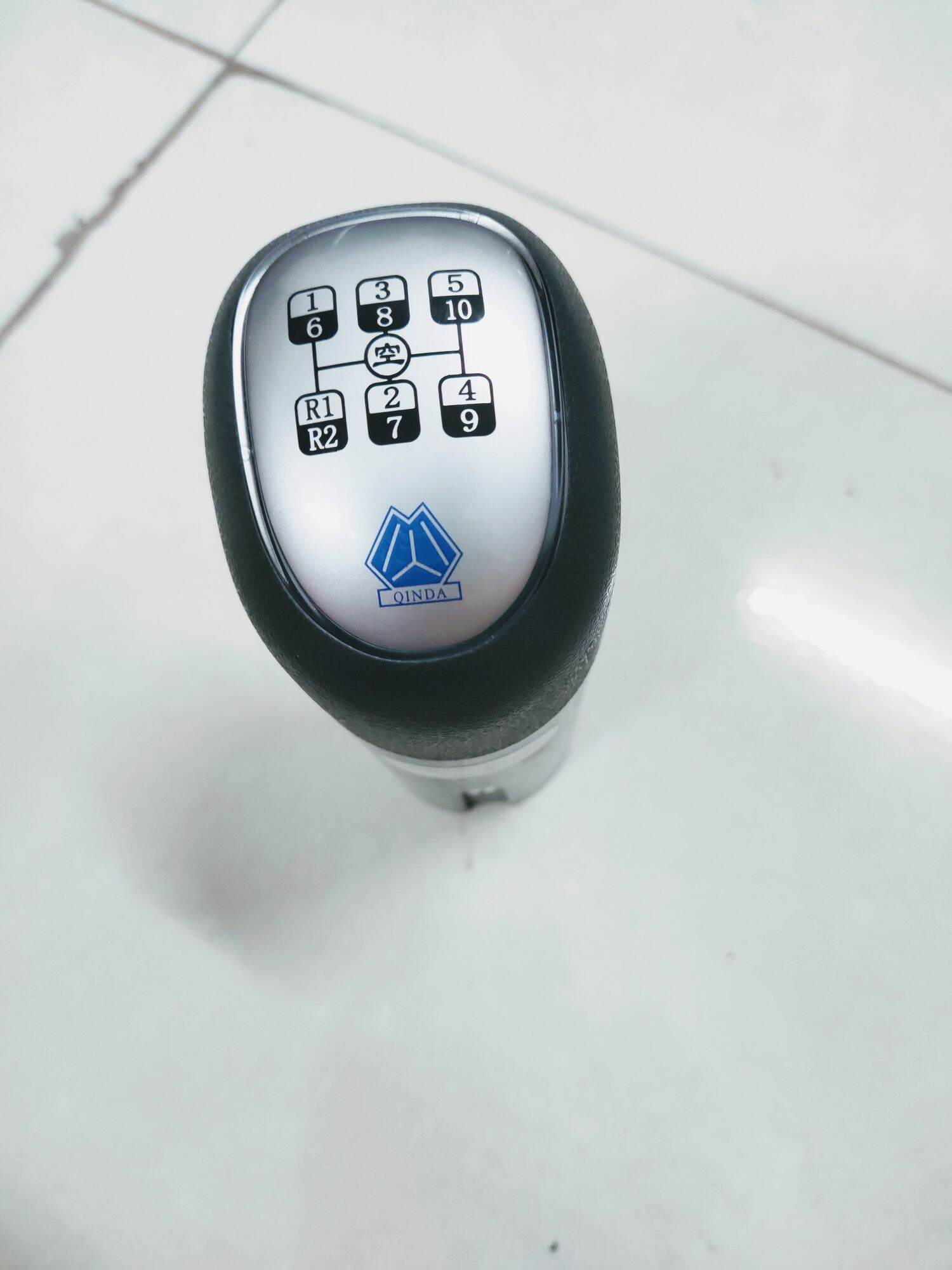 Quả đấm số 10 số Howo