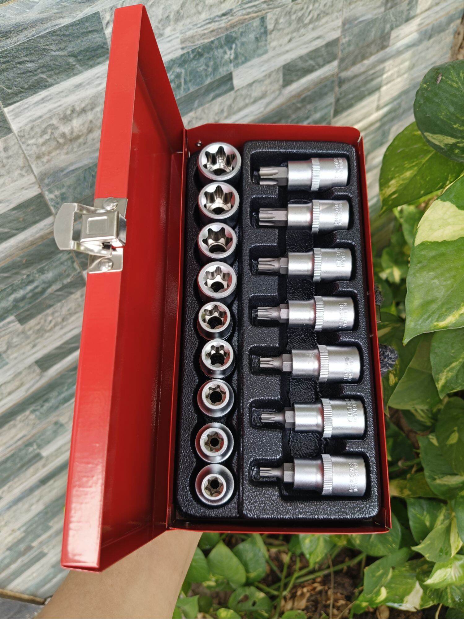 Bộ tuýp chữ E và lục giác Bông 16 chi tiết 1/2
