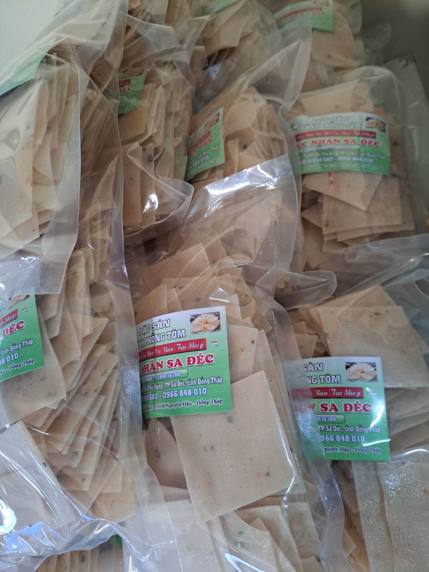 BÁNH PHỒNG TÔM VUÔNG ĐẶC BIỆT - 500 GRAM