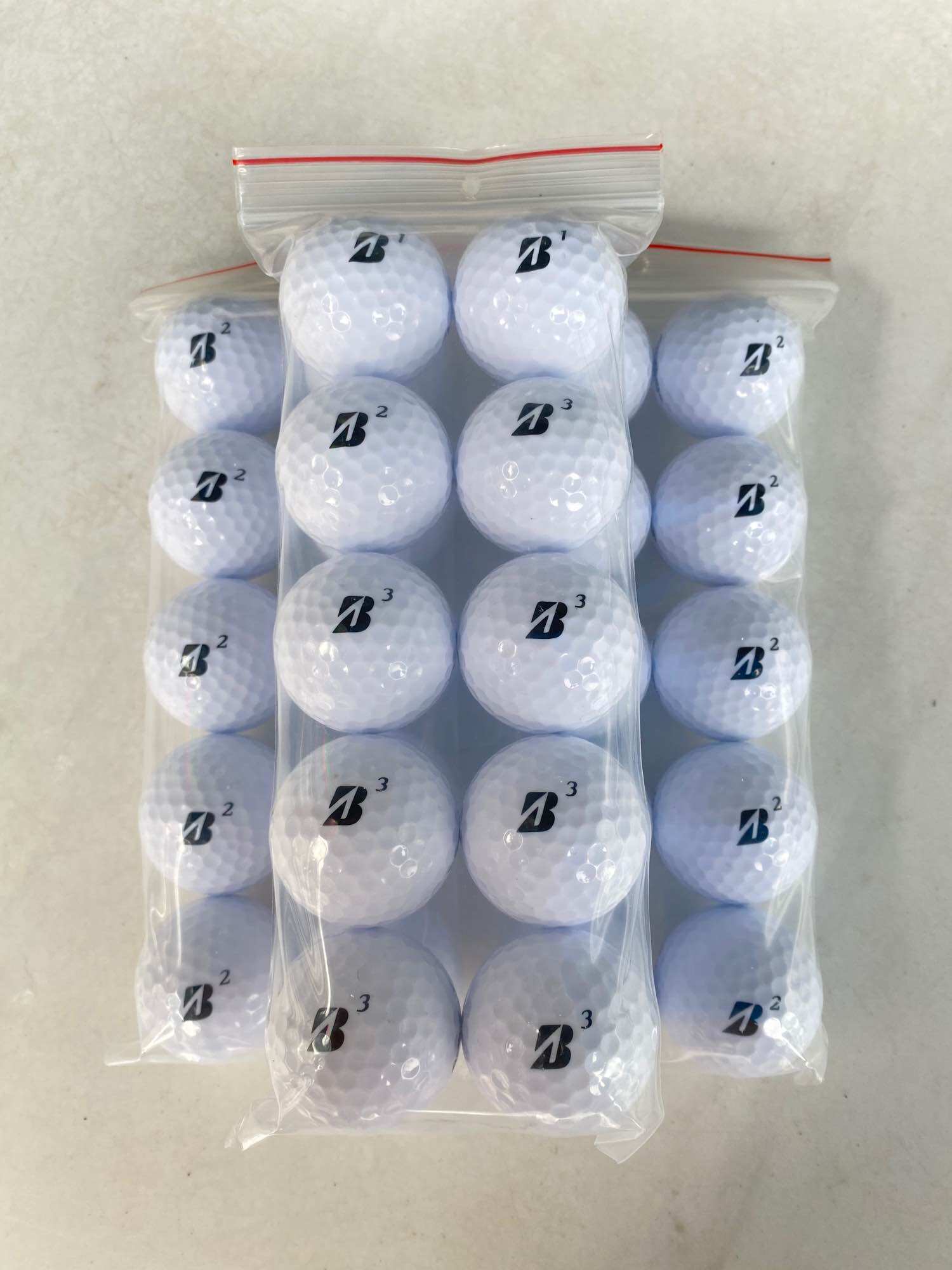 (Túi 10 quả) Bóng Golf B màu trắng độ mới 98%