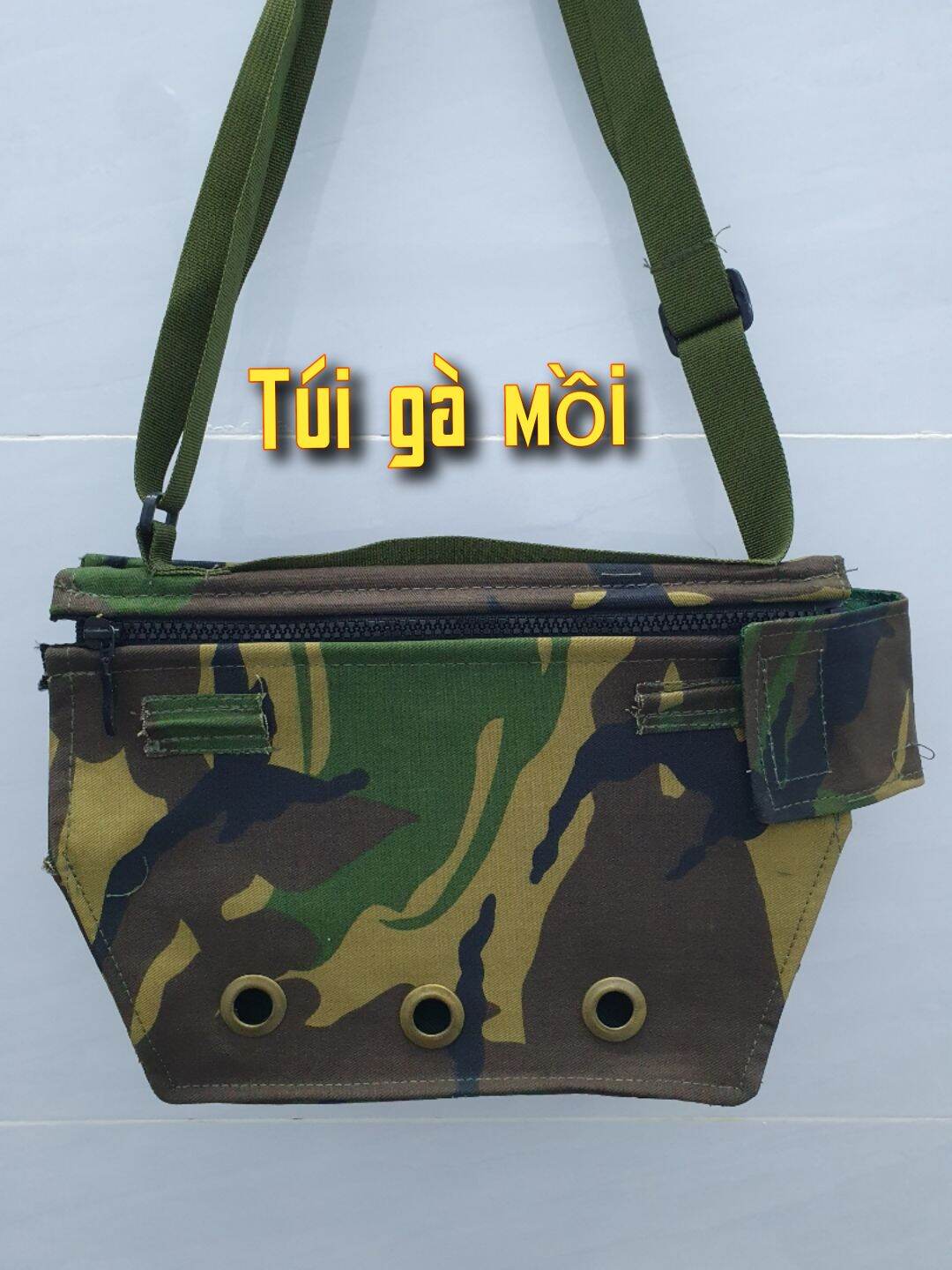 Túi gà mồi