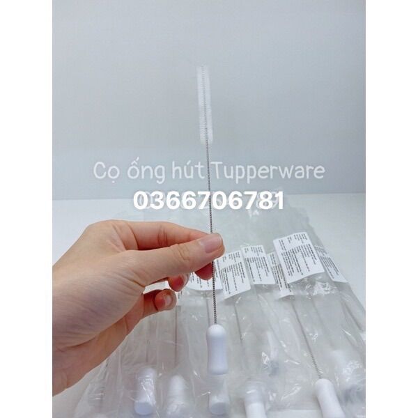 Cọ vệ sinh ống hút của bình Tupperware