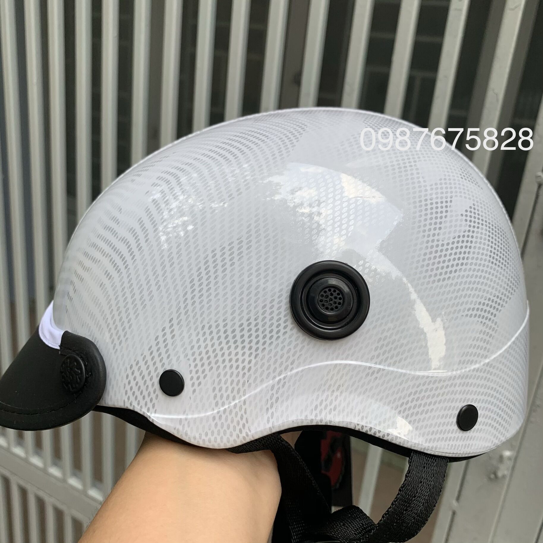 { XẢ _KHO }Nón bảo hiểm sơn nhúng cacbon mẫu 🔥🔥🔥
