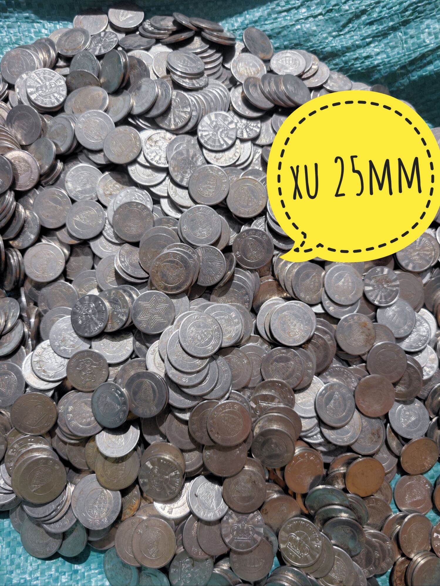 Xu thẻ game 25mm cũ đã sử dụng