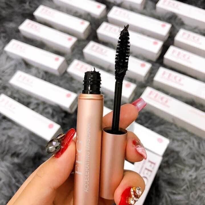 Mascara dài mi không lên không trôi ( màu trắng )