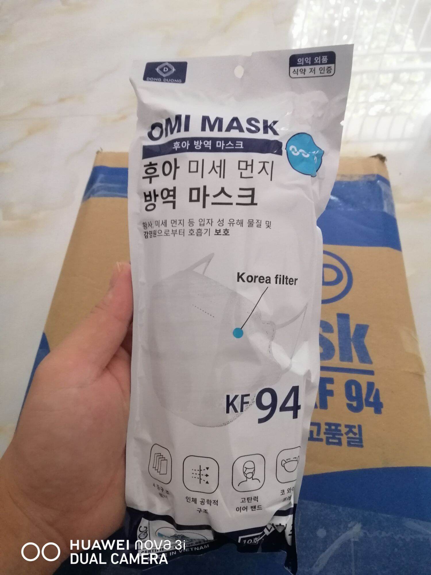 thùng 300 chiếc khẩu trang 4D KF94