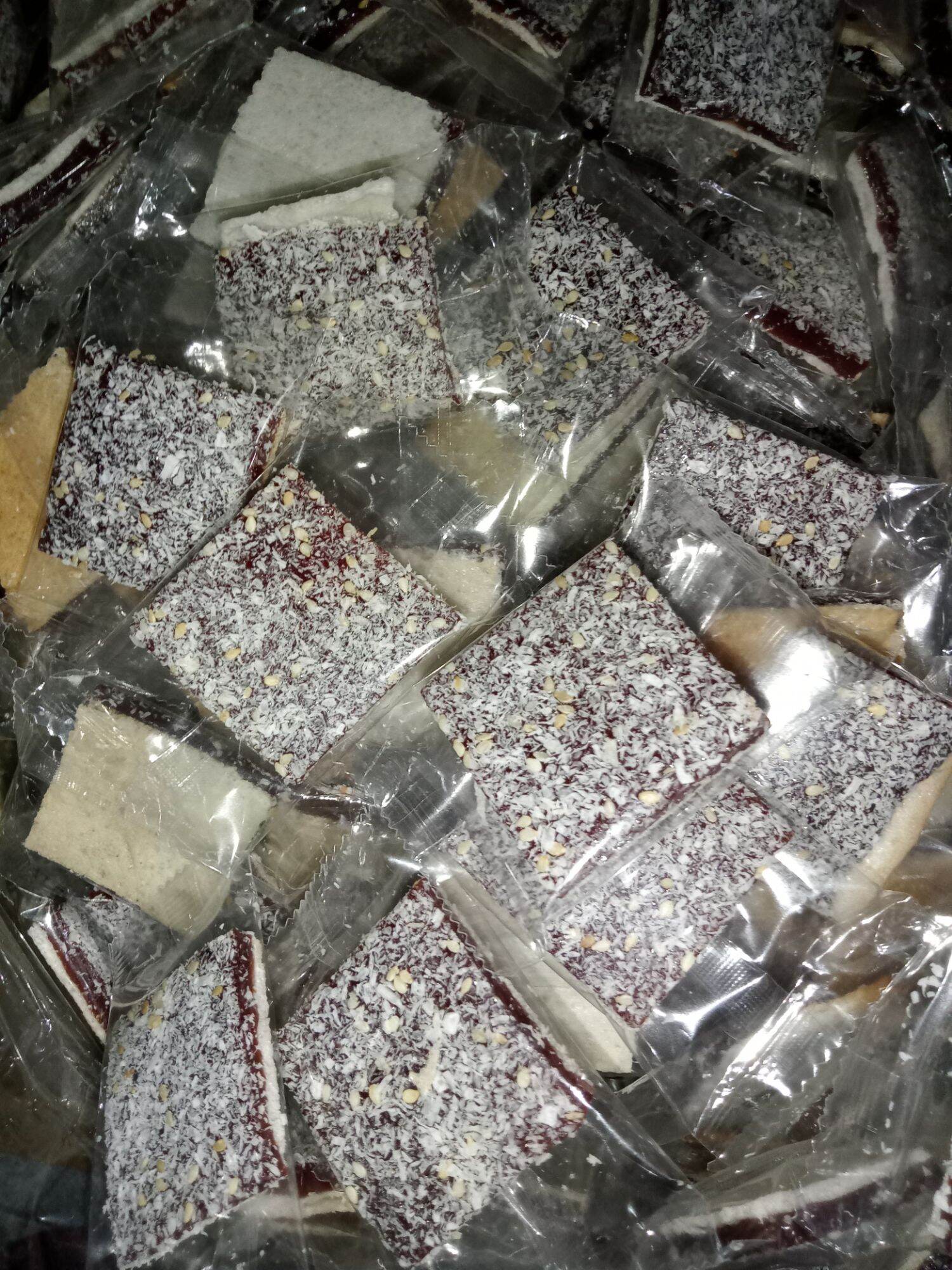 100g kẹo chuối miếng phủ cơm dừa sáp