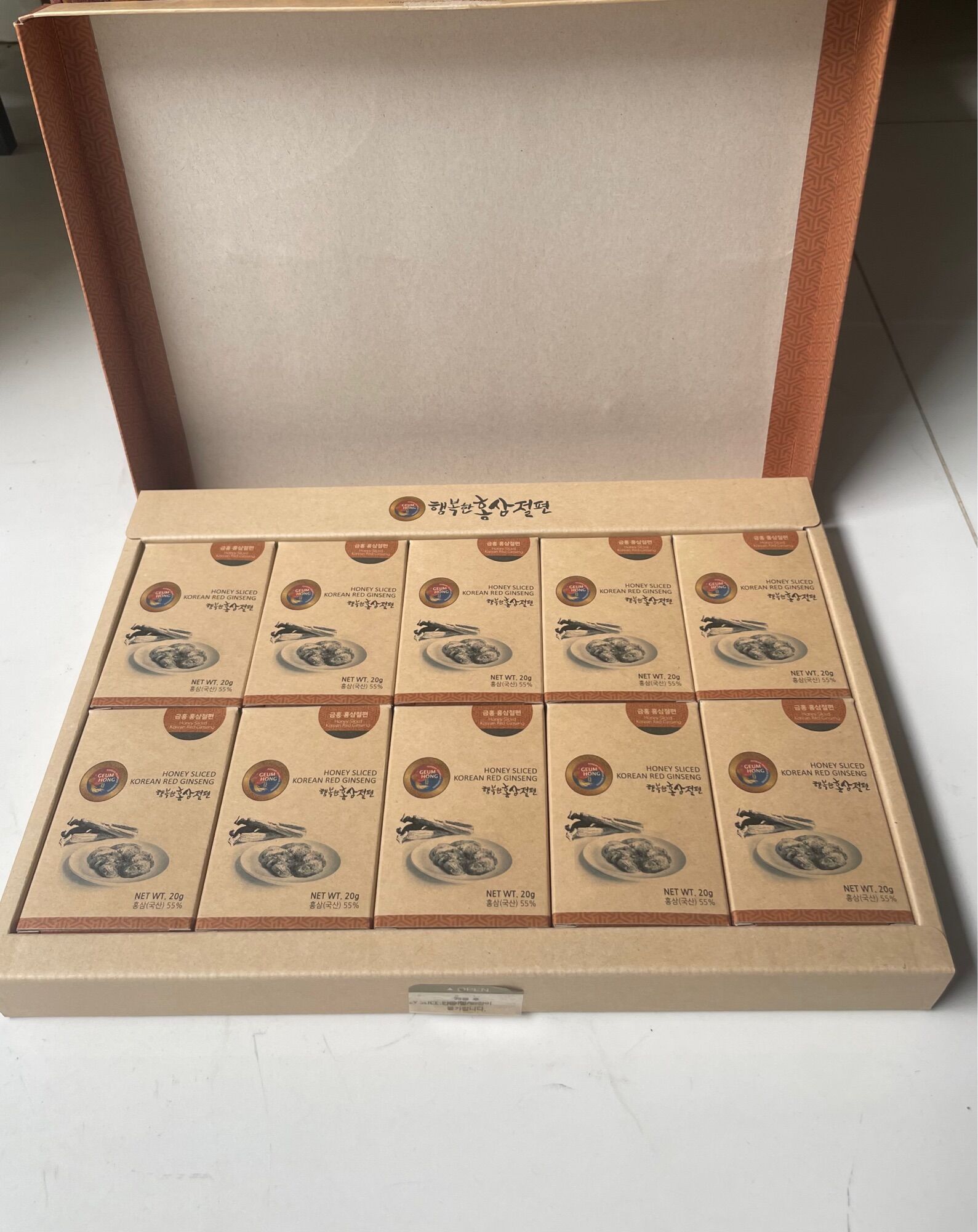 Hồng sâm tẩm mật ong cắt lát 6 năm tuổi ( 20g/ 1 hộp nhỏ )
