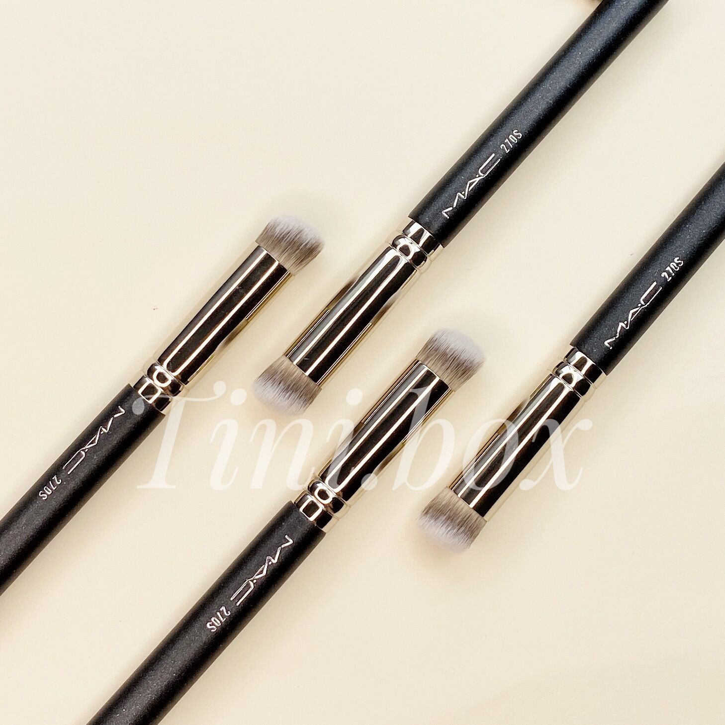 Cọ che khuyết điểm M.270S
