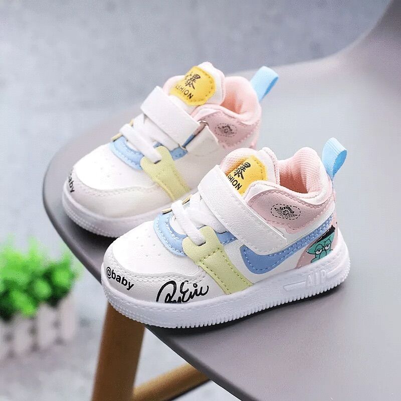 Giầy cho bé size 18