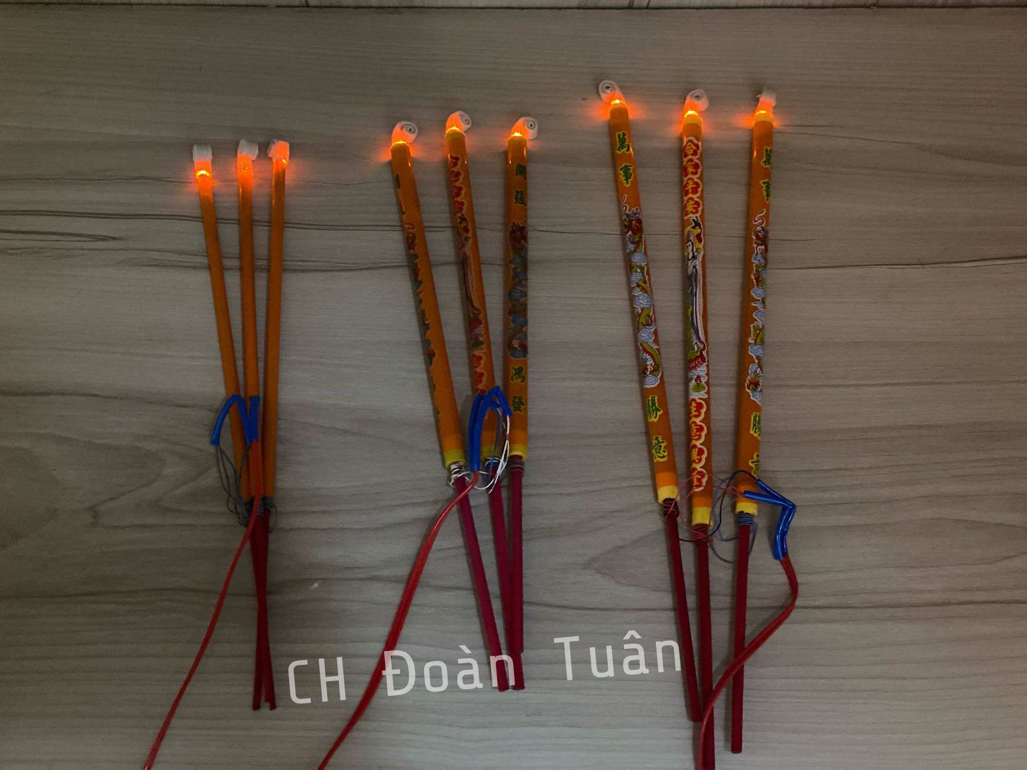 NHANG ĐIỆN CÓ TÀN NHANG GIẢ (1BỘ GỒM 3CÂY)