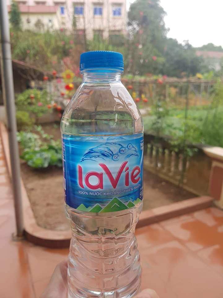 nước khoáng Lavie 500ml