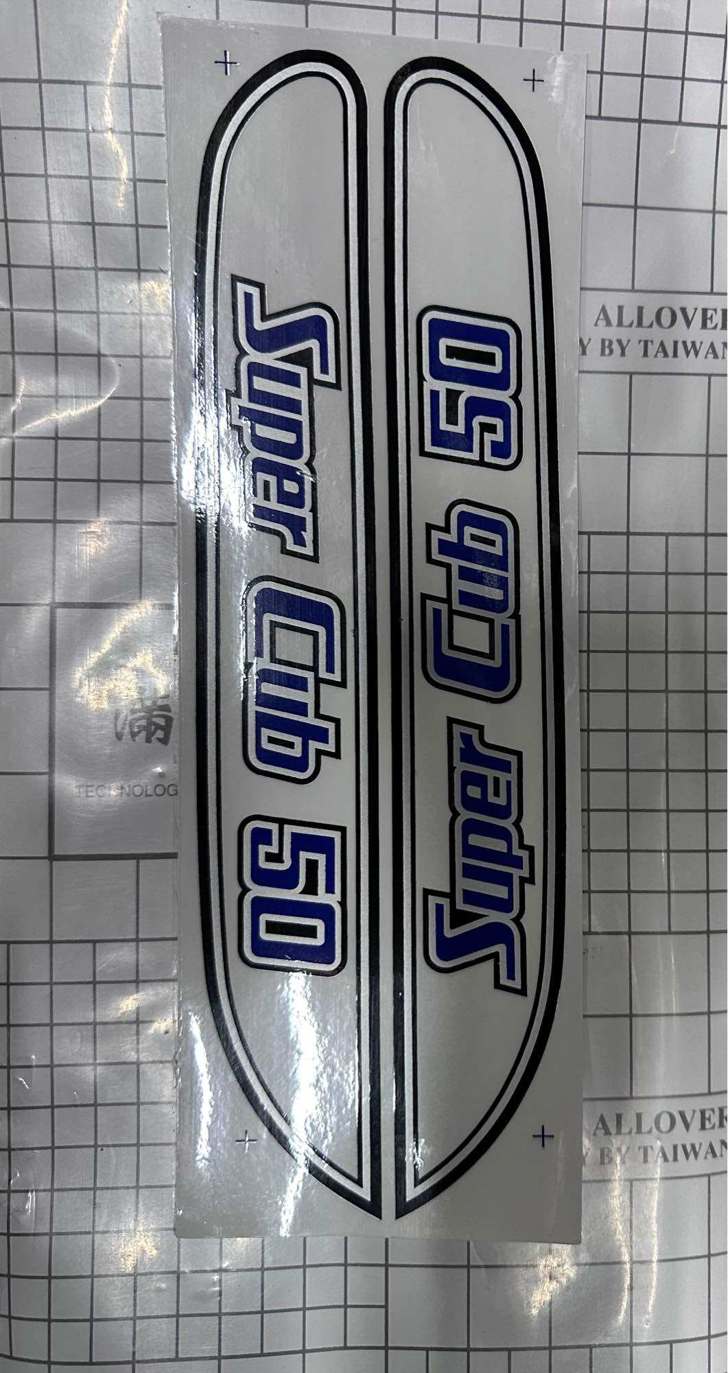 Tem Super Cub 79 máy cánh