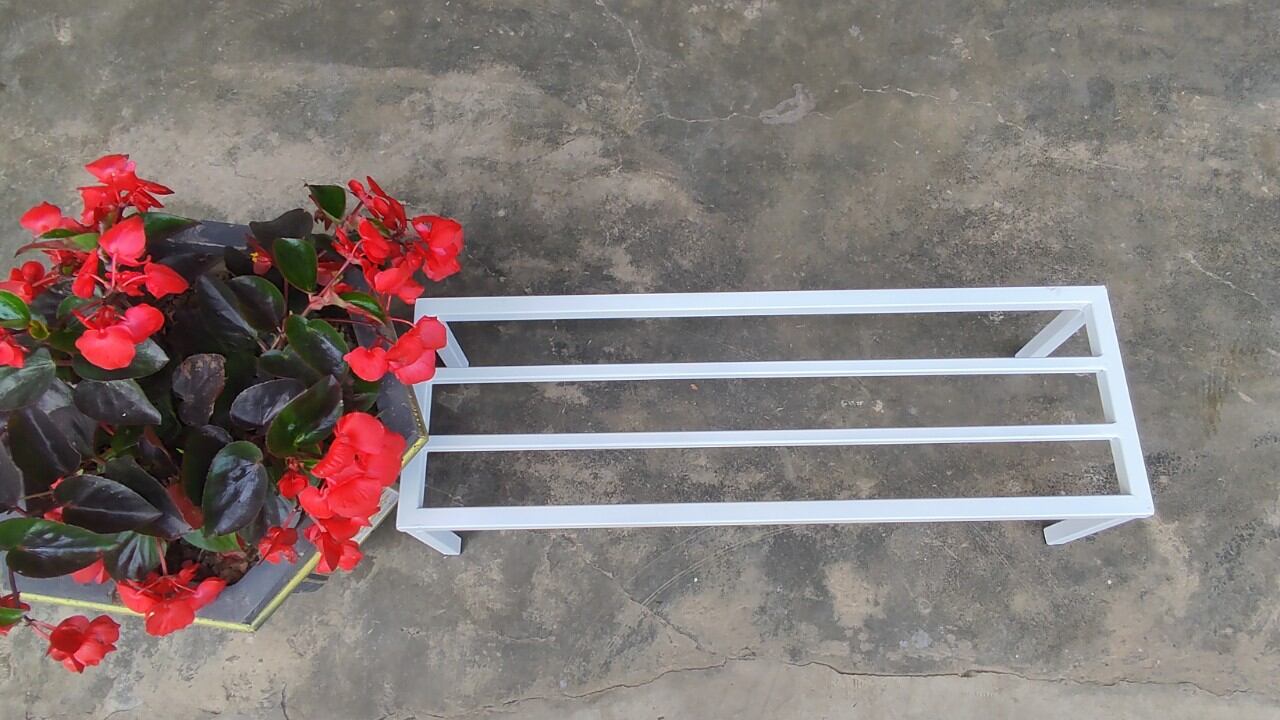 Kệ kê chậu hoa cây cảnh