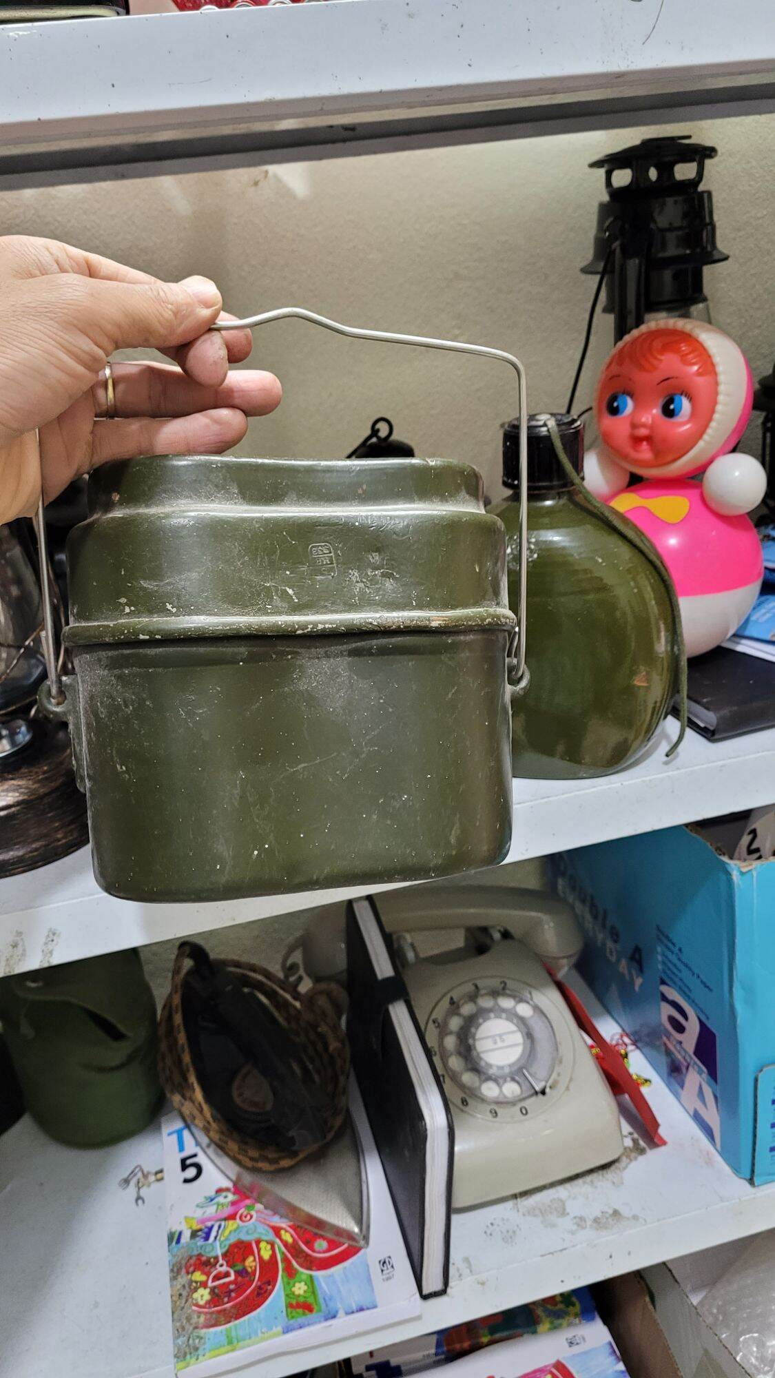Ănggo cà mèn LX màu vàng dạng hạt đỗ nhôm hàng chưa sử dụng, có bị xước sơn