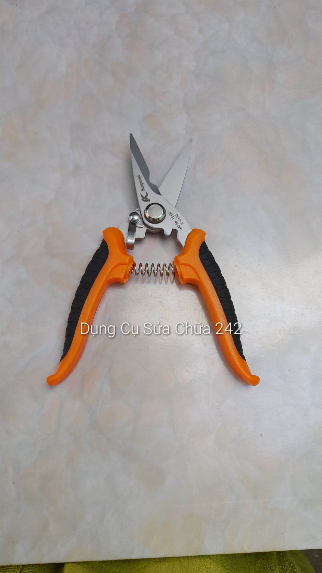 Kéo cắt tỉa cành Kapusi