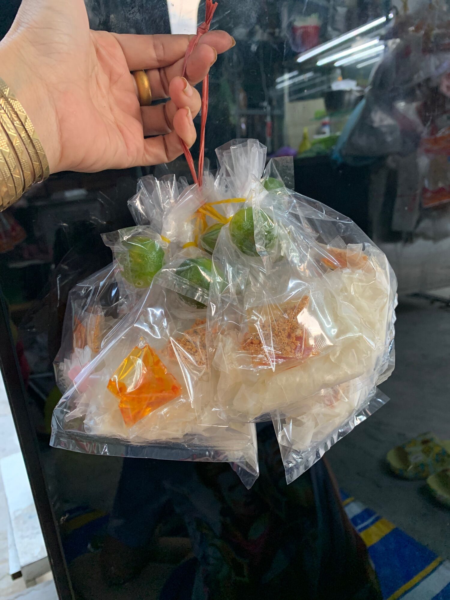 [HCM]Bánh tráng muối sate 17k/sâu/10b