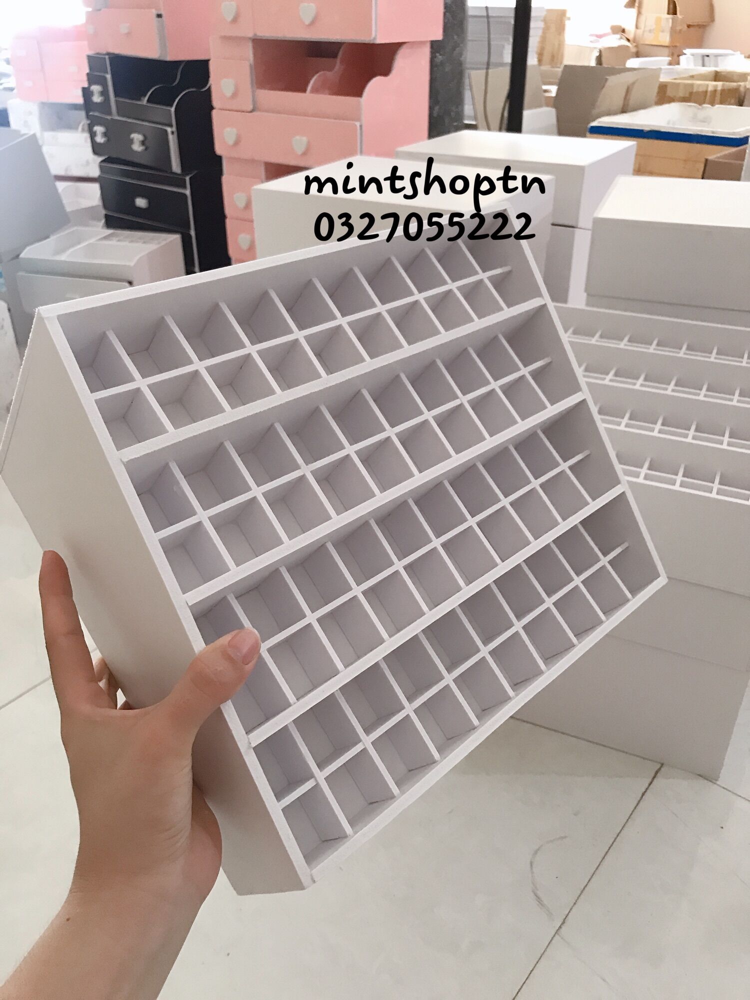 khay đựng son 80 ô phân tầng khay trưng bày son