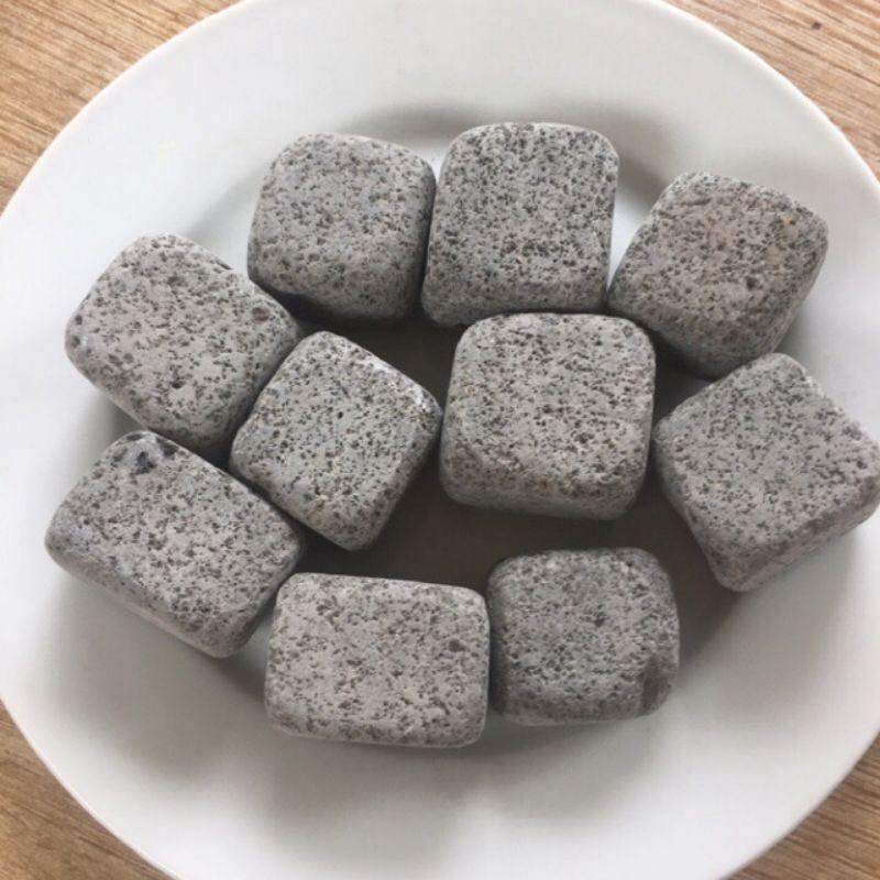 Đá Cuội Núi Lửa Nướng Thịt/ Đá Núi Lửa Xông (Đá Nham Thạch) 1Kg