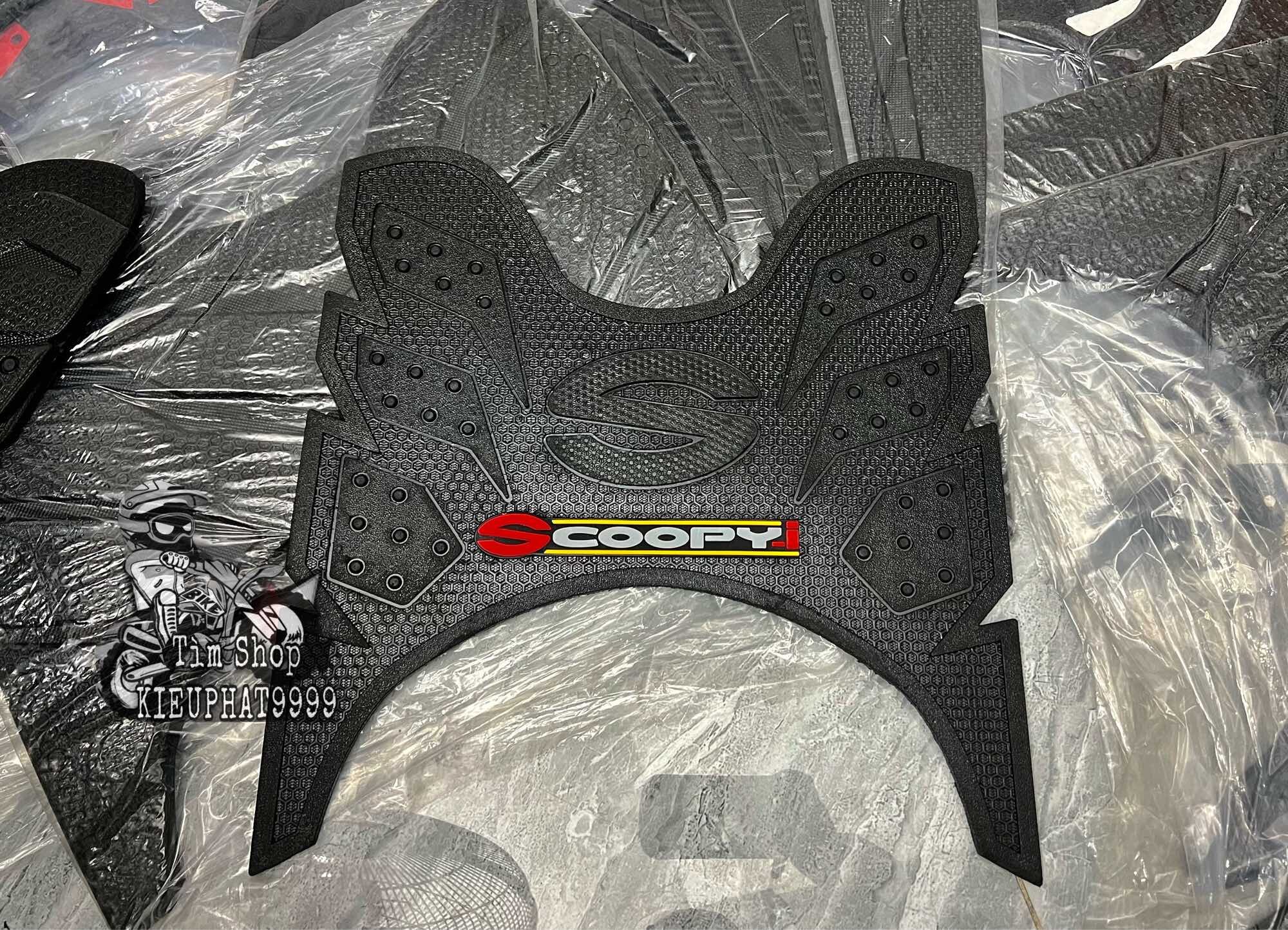 Thảm lót chân xe SCoopy Kiểu indo dày