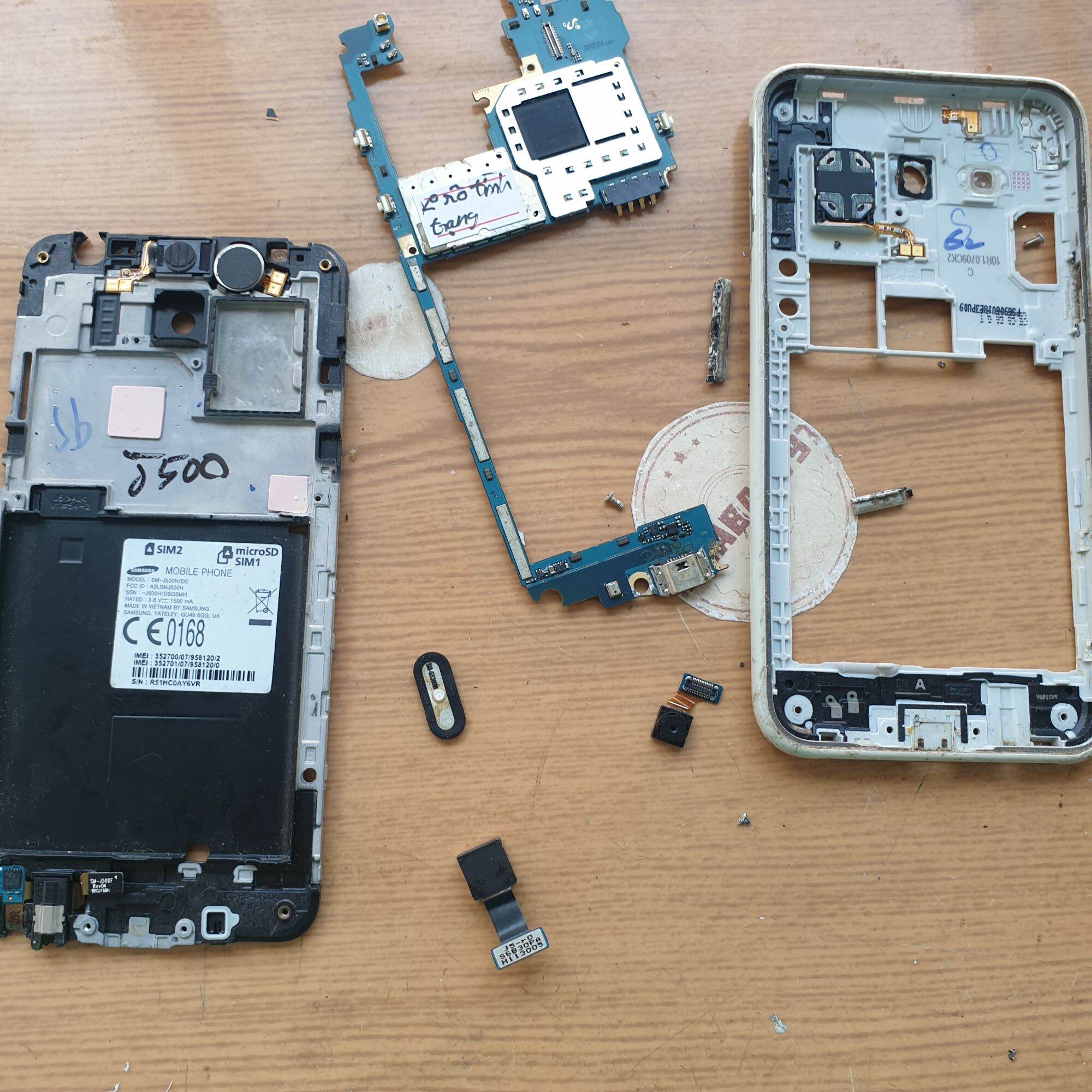 linh kiện  điện thoại Samsung j500