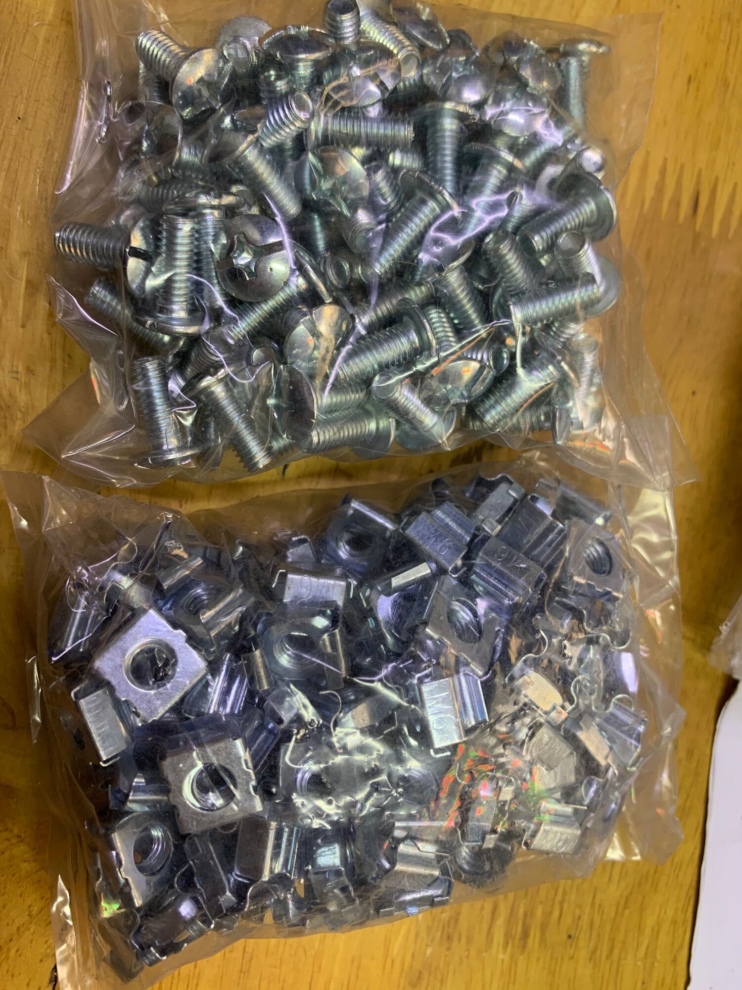Bộ ốc bắt tủ rack