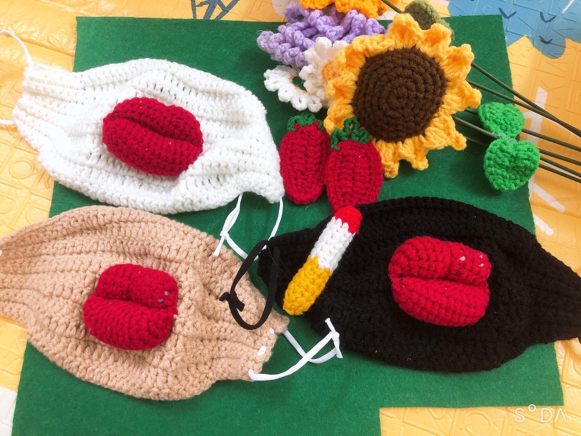 Khẩu trang handmade đôi môi (chọn màu)