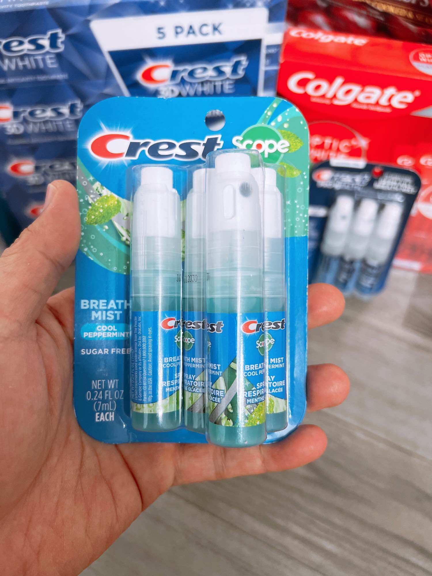 Nguyên set 4 chai xịt thơm miệng Crest Scope Breath Mist Cool Peppermint Sugar Free Mỹ.