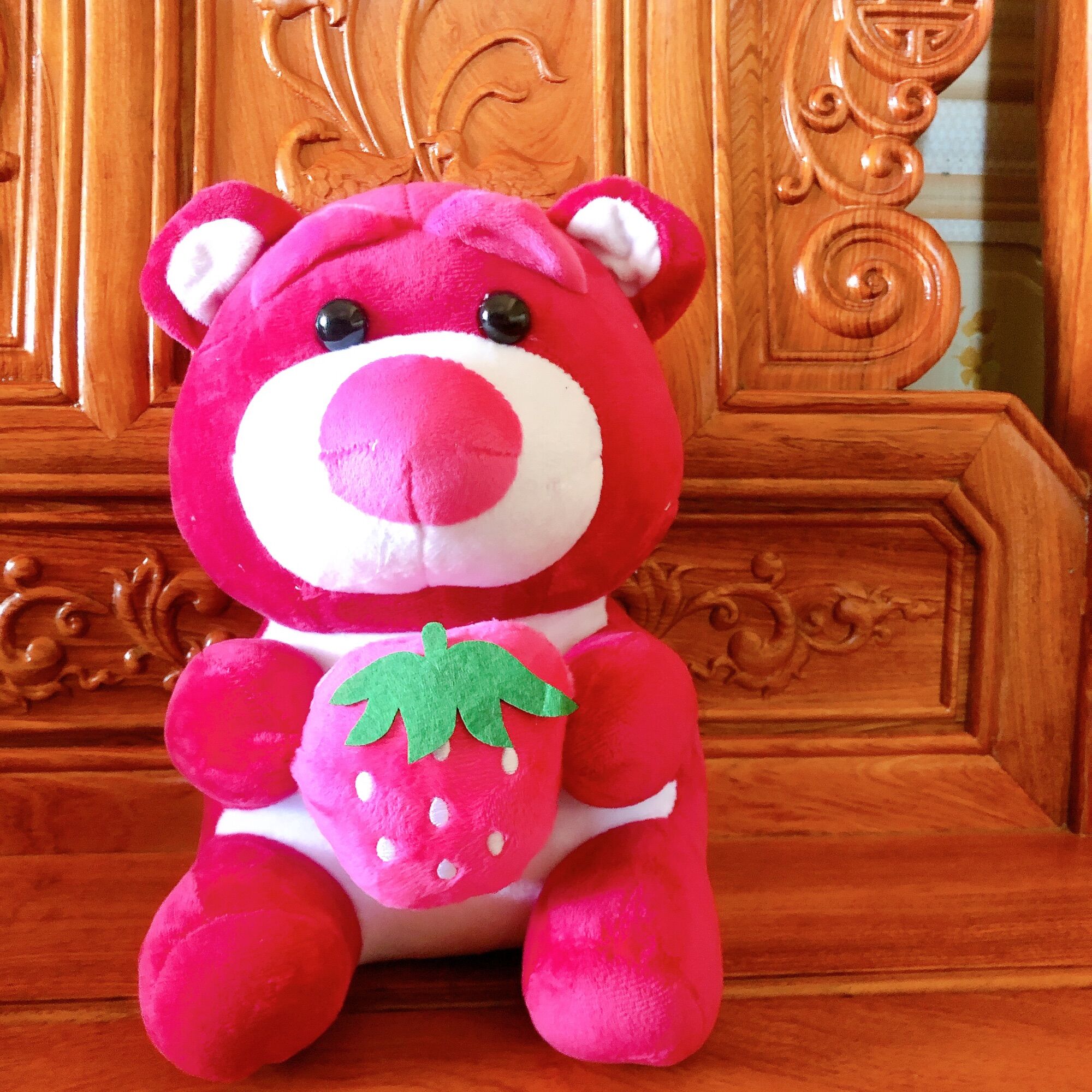 Gấu bông gấu dâu ngồi 28cm đáng yêu