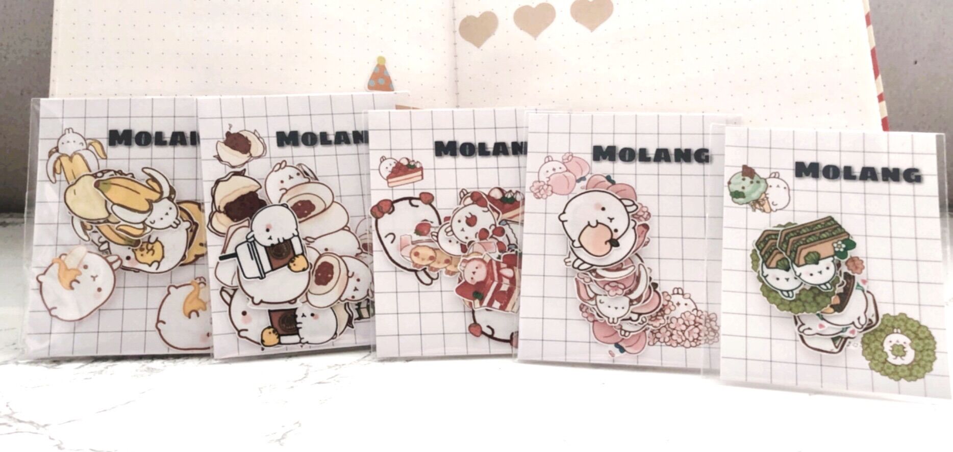 Set 12 miếng dán sticker trang trí hoạ tiết molang
