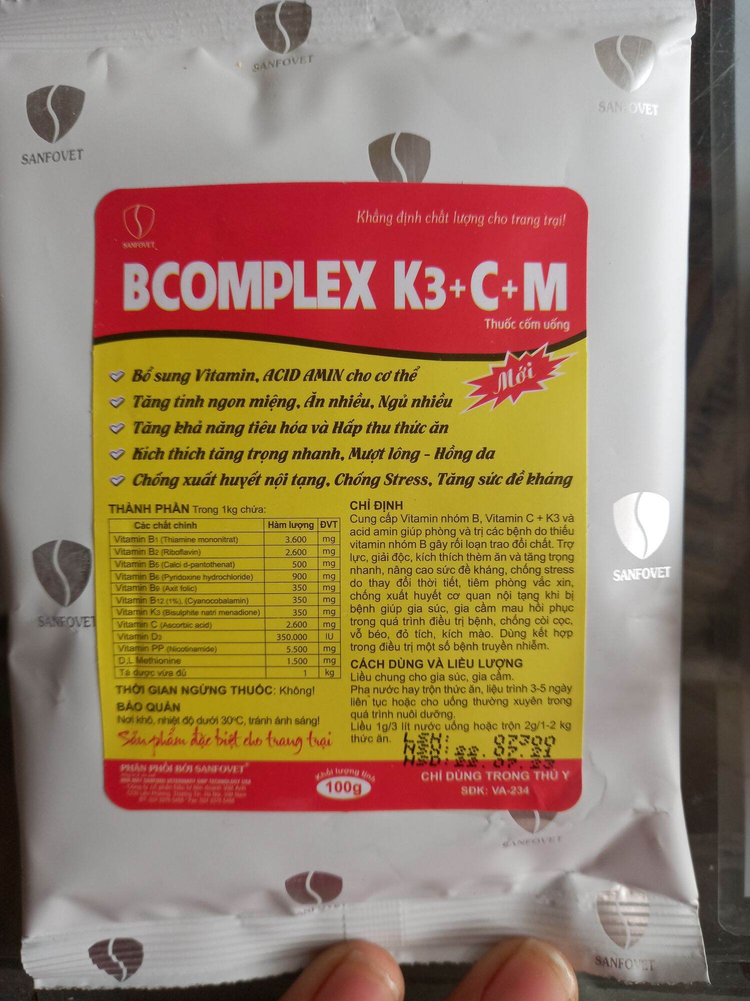 Bcomplex K3+C+M dạng cốm bổ siêu tan dùng cho gia súc, gia cầm