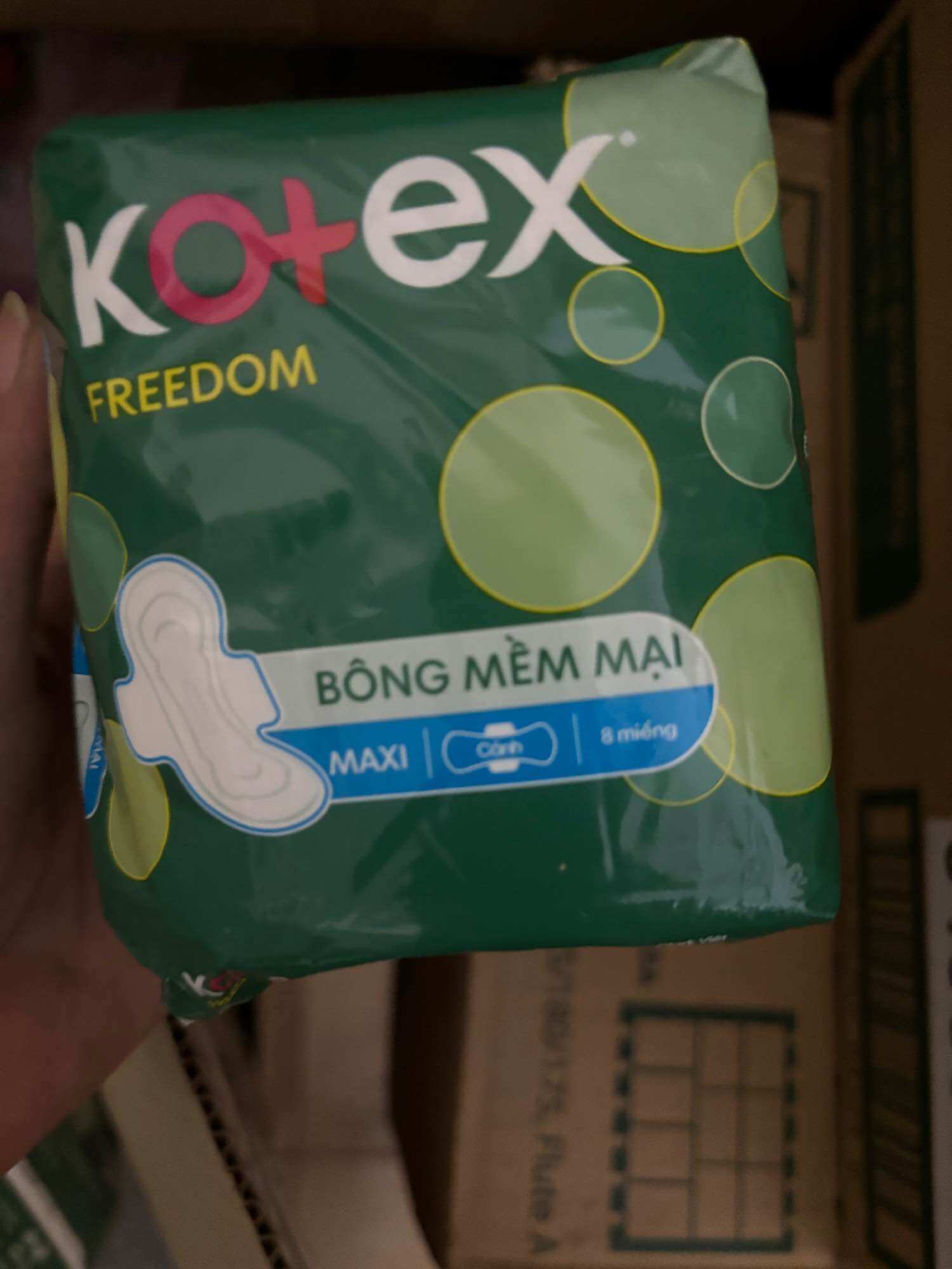 Combo 8 gói Băng vệ sinh Kotex Freedom cánh 8 miếng