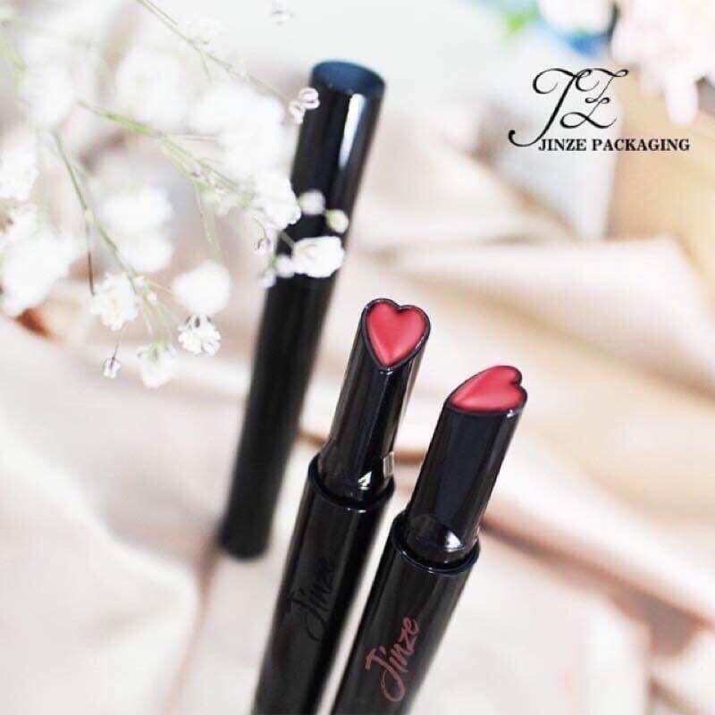 Vỏ son trắng viền vàng đổ trực tiếp-thỏi son rỗng