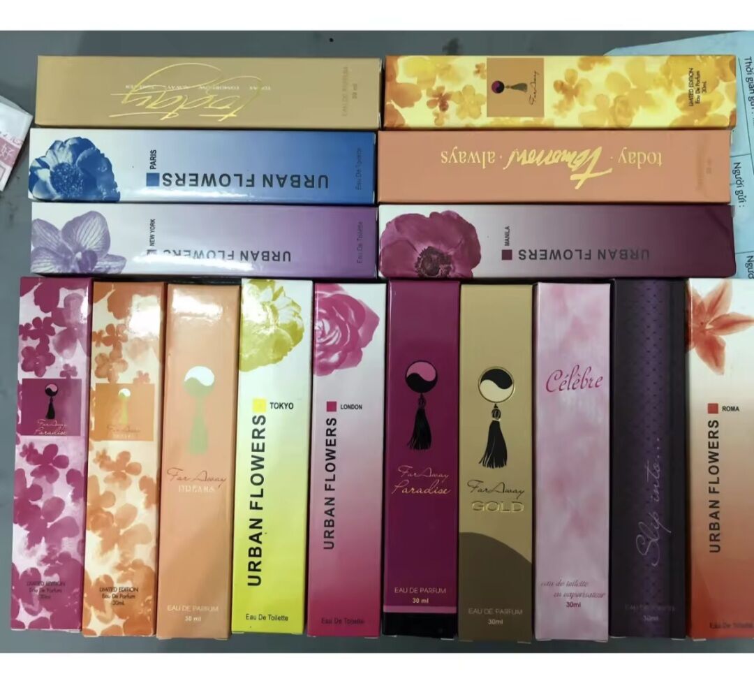 Nước hoa URBAN FLOWERS 30ml Avon Philippine (giao màu hồng cam tím ngẫu nhiên)