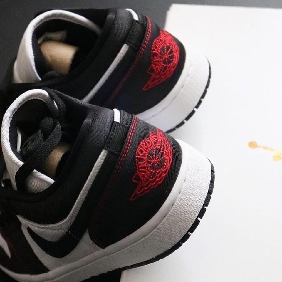 Giày Nike Air Jordan 1 Low Utility (chính hãng)