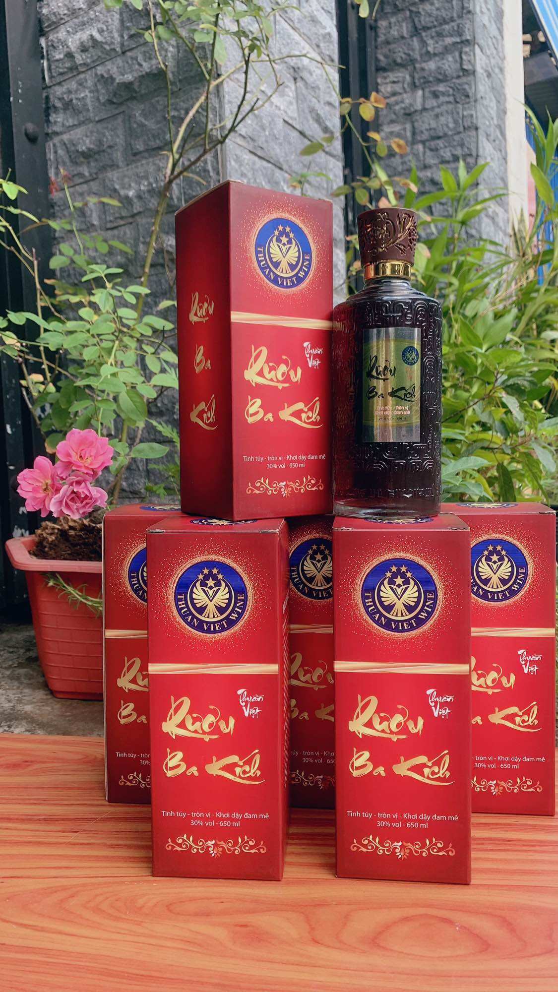 Rượu Ba Kích (chai 650ml)